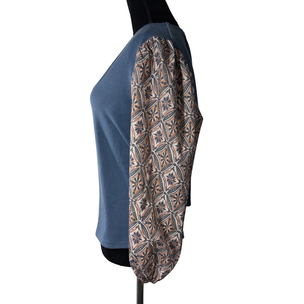 Dolan Left Coast Collection Blue Ribbed Knit‎ Top Patterned Balloon Sleeves - Picture 4 of 8